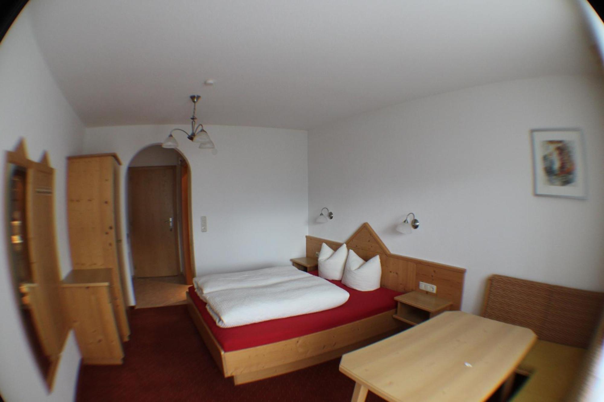 Hotel Haus Gerda Fiss Exterior foto